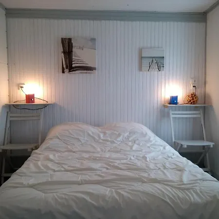 Maison Agreable Proche Et Bourg, 6 Couchages, Terrasse Et Equipements Complets, - Fr-1-224b-42 *