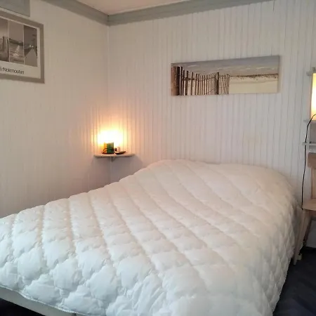 Maison Agreable Proche Et Bourg, 6 Couchages, Terrasse Et Equipements Complets, - Fr-1-224b-42 Holiday home La Gueriniere